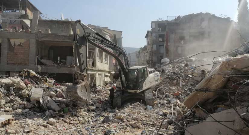 Espiye’den Depremzedelere yardım