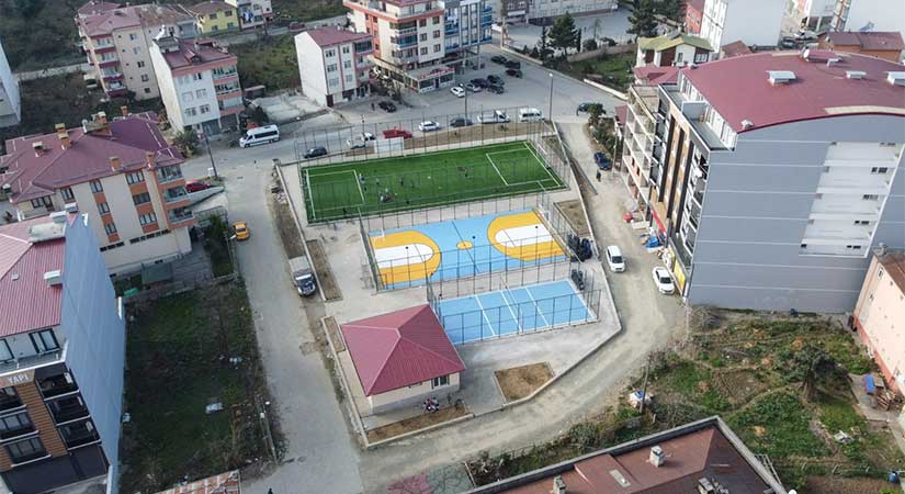 Aksu Semt Sahası açılışa hazırlanıyor