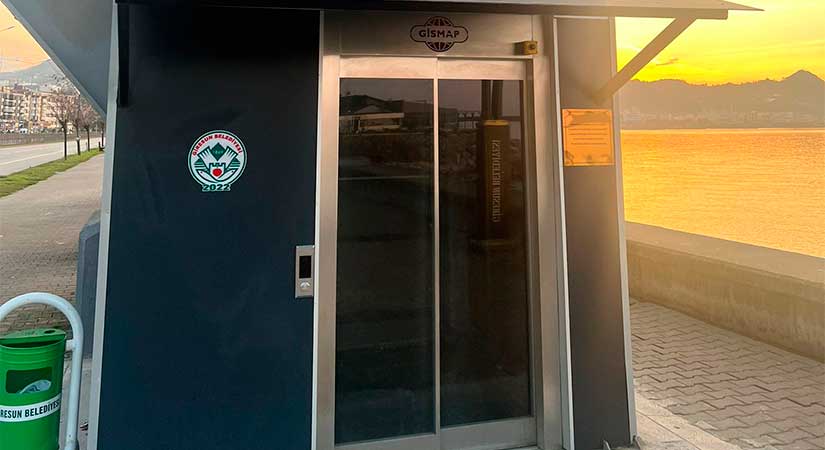 Küpeli: Şenlik havasında açılan asansör çalışmıyor!