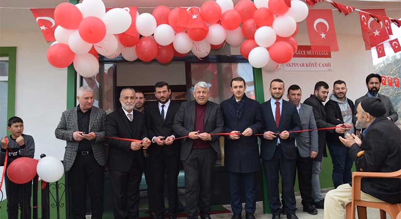 Güce’de yapımı tamamlanan cami dualarla açıldı