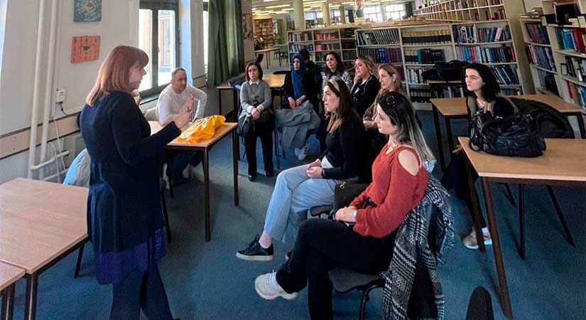 İletişimsel dil öğretim metodlarını Avrupa’da gözlemledi