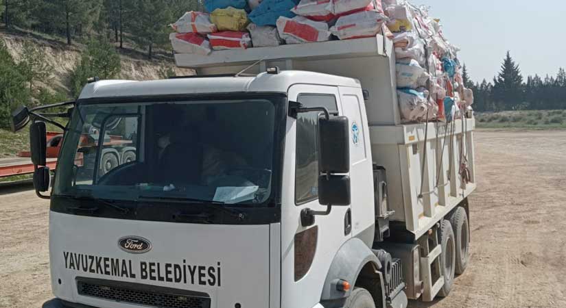 Beşinci kamyon deprem bölgesine gönderildi