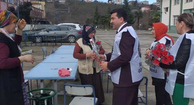 Öz Sağlık-İş’den depremzede ailelere ziyaret