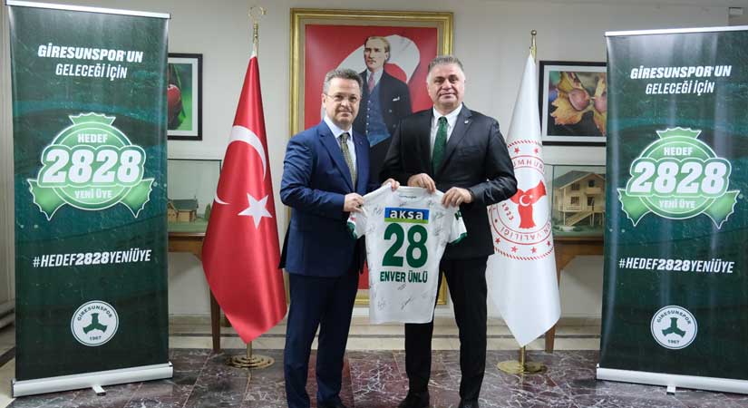 Yeni yönetimden protokol açılımı