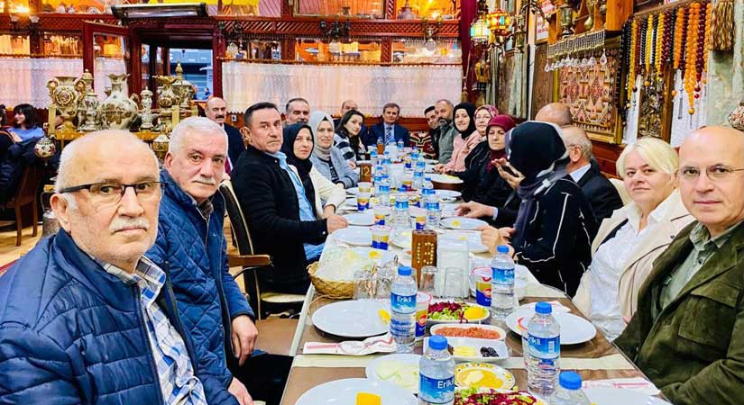 Alucralılar iftarda buluştu