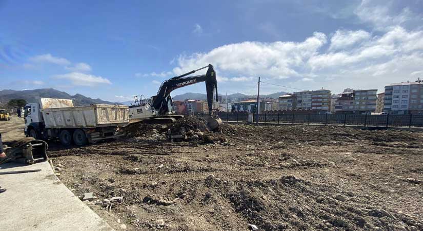 Espiye’de altyapı çalışmaları sürüyor