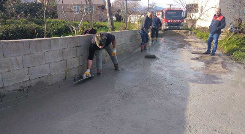 Kırsal mahallelerin yol sorunları çözülüyor