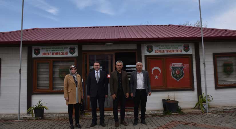 Şehit Aileleri ve Engelliler Derneğini ziyaret etti