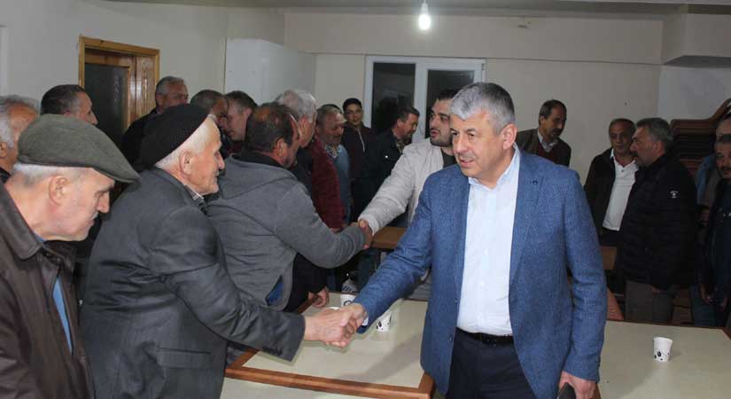 Başkan Karadere, Şahinyuva halkını dinledi