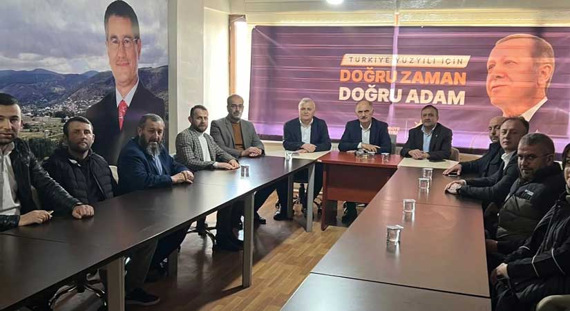 Tatlı, bayramlaşarak helallik istedi