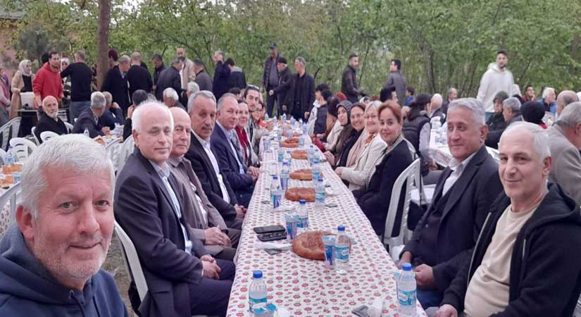 Ünzile Yüksel, kapı kapı geziyor