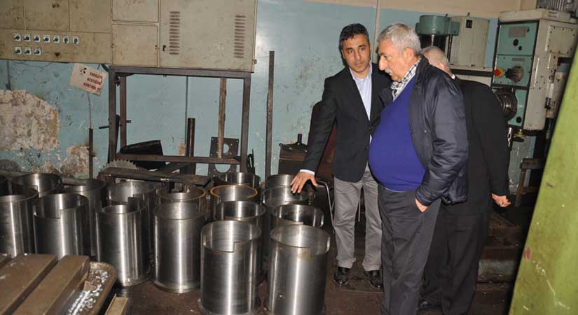 Palandöken: Emekçilerimizin hakları demokrasimizin vazgeçilmezidir