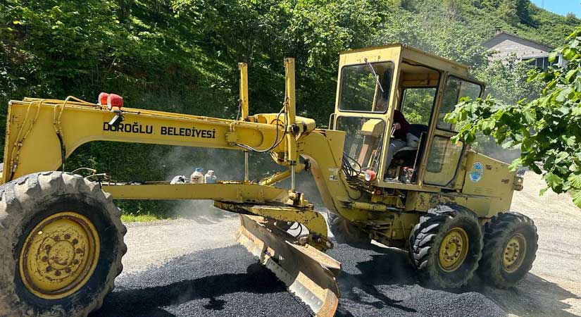 Duroğlu’nda mahalle yolları asfaltlanıyor
