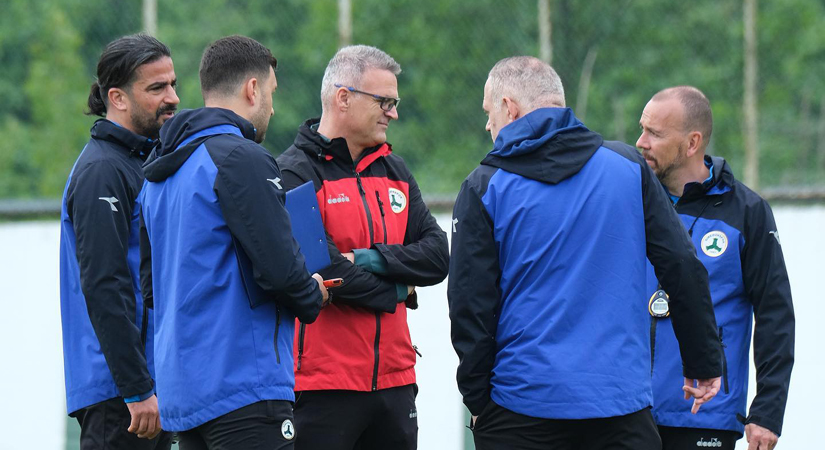 Bir gün ara verildi