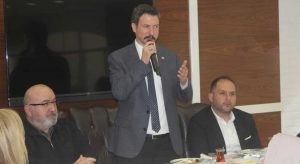 Konal muhtarlarla bir araya geldi