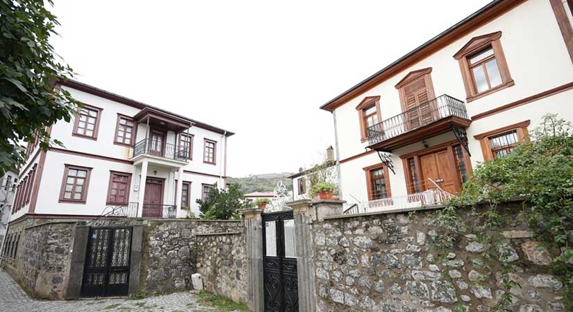 Tarihi Zeytinlik Evleri turizme hazır