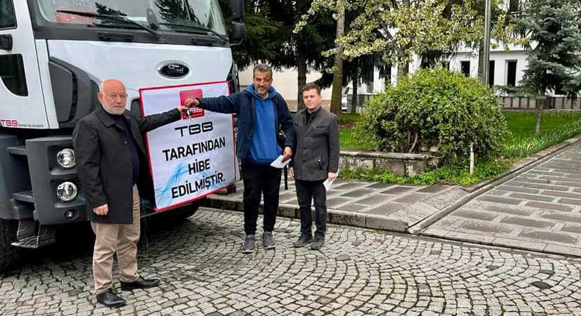 Türkiye Belediyeler Birliği’nden hibe kamyon