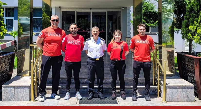 AKUT’tan Jandarmaya kutlama ziyareti