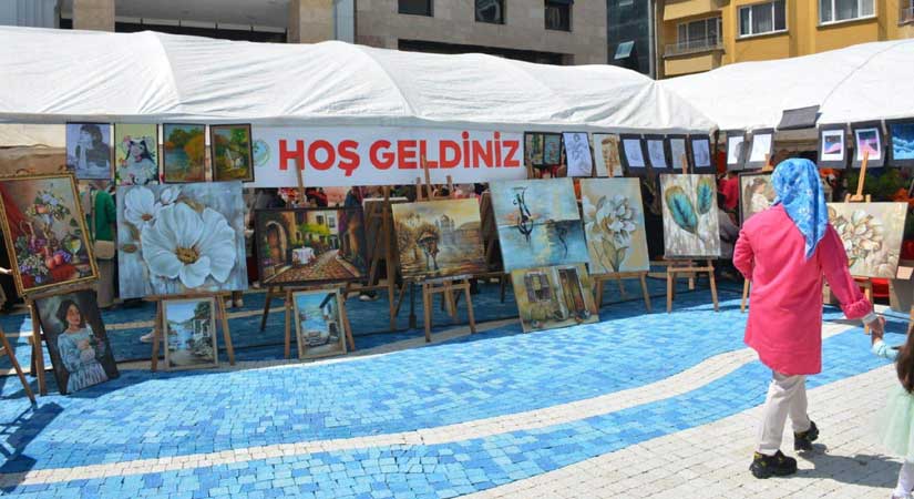 Bulancak’ta yılsonu sergisi beğeni topladı