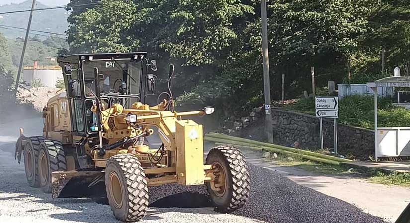 Grup yolları asfaltlanıyor