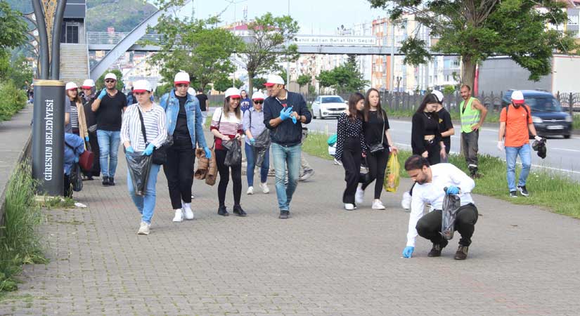 İzmarit Değil Tohum At