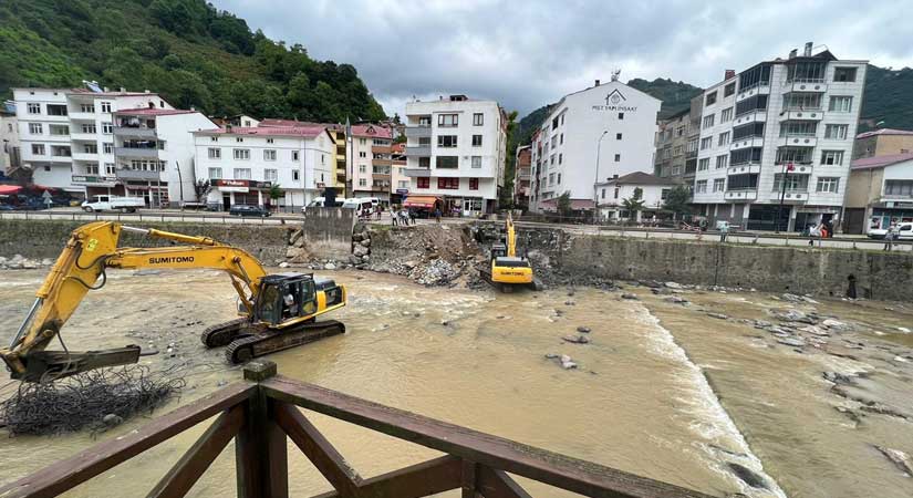 Yıkıldı, yenisi inşa edildi