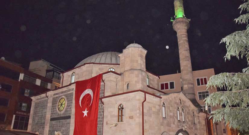 Giresun semaları salâlarla yankılandı