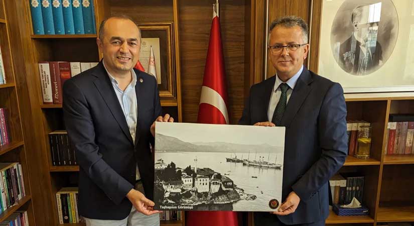 Ayyıldız, Türk ve Çiftçi ile görüştüler