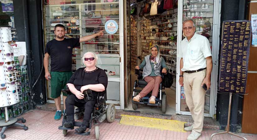 Görele esnafından örnek davranış