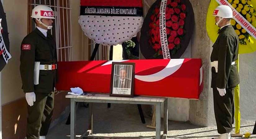 Kıbrıs gazisi Özdemir son yolculuğuna uğurlandı