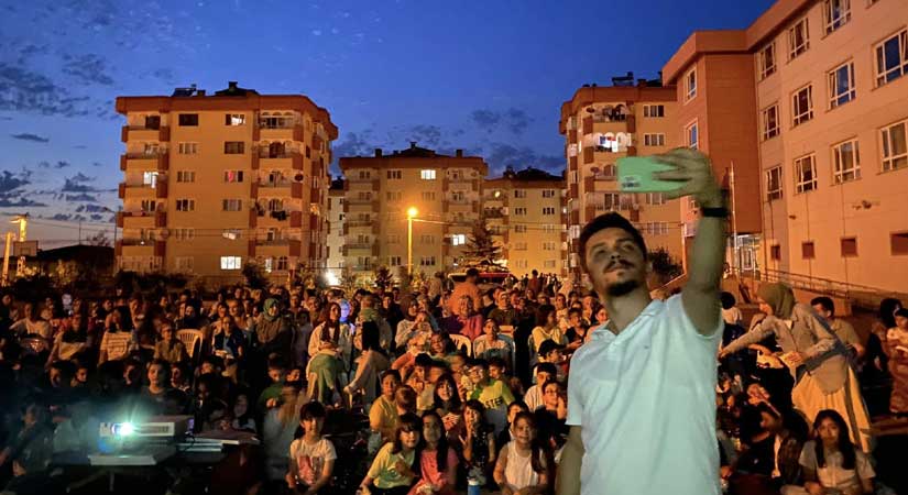 Piraziz’de bir ilk açık hava sineması