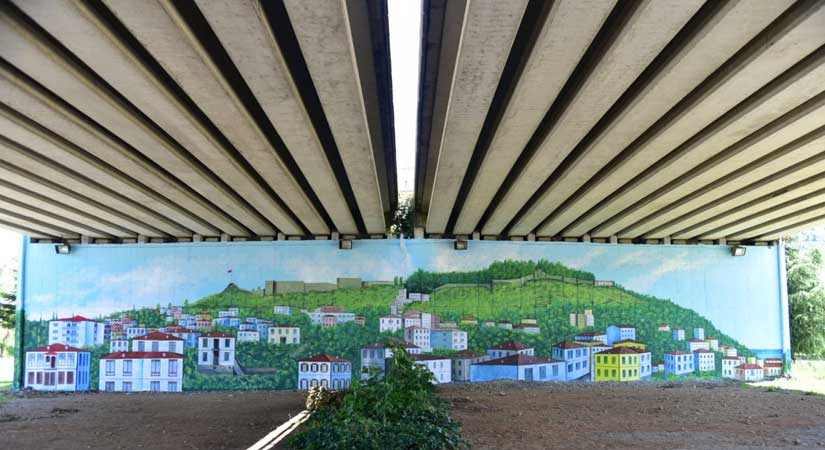 Viyadük altları Giresun manzaralarıyla süsleniyor