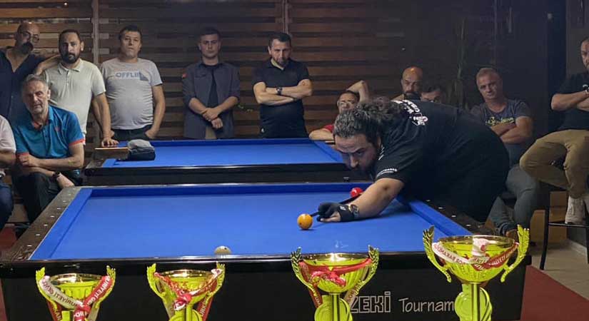 15 ilden 64 bilardocu katıldı
