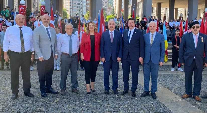 Vatan için birlik ve beraberlik karesi