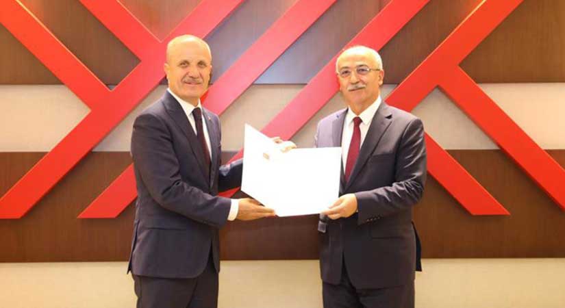 Güçlü ve saygın bir üniversite mesajı verdi