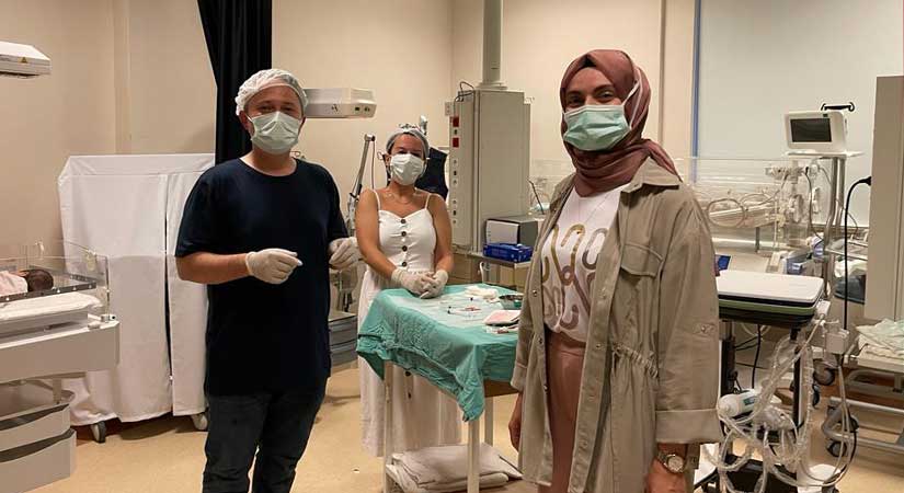 Prematüre bebeğe önemli müdahale