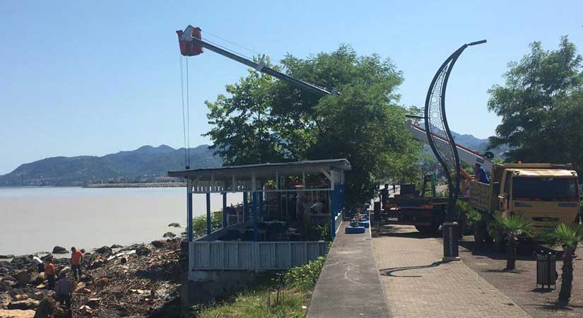 Park ve bahçeler pırıl pırıl