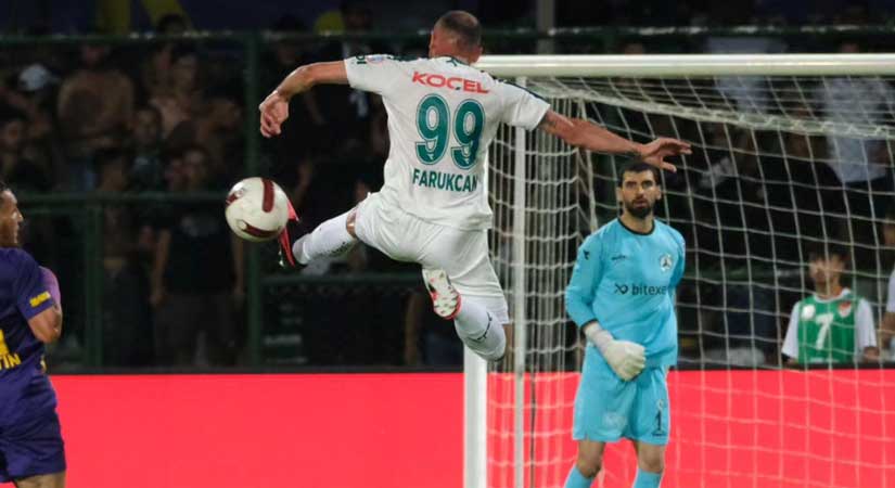 Giresunspor Lidere boyun eğdi: 3-1