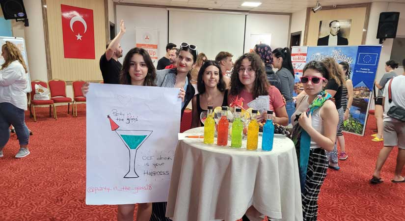 8 ülkeden 36 genç Giresun’da