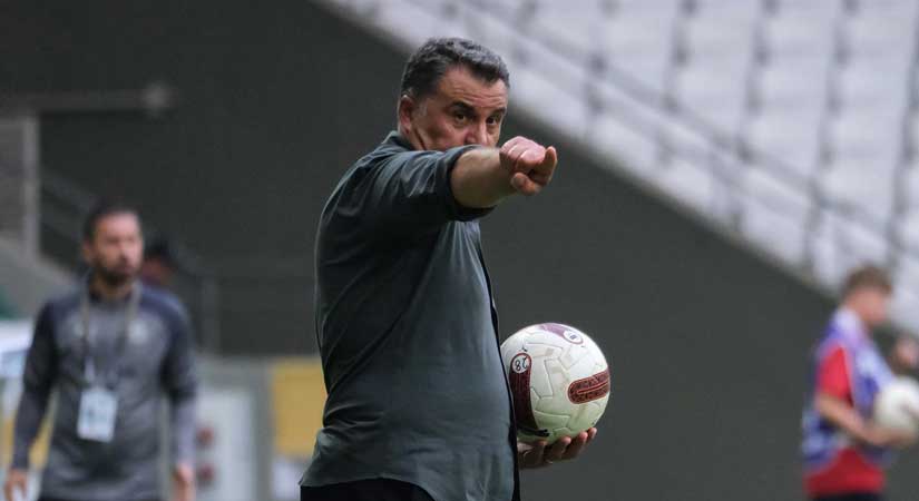 Mustafa Kaplan ile ipler kopuyor!