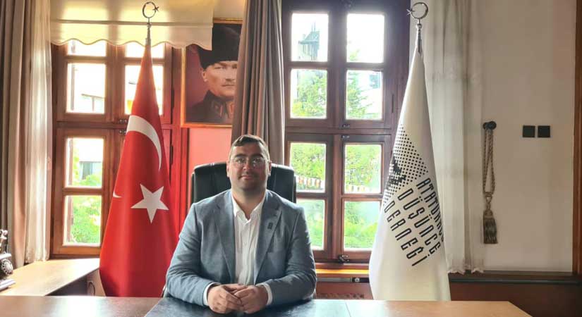 Özdemir: Neoliberal politikalar ülkenin menfaatine değil