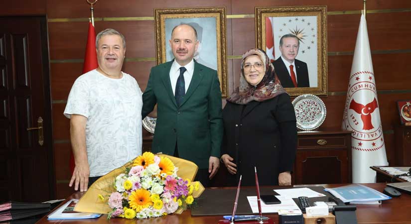 Şehit ailesinden Vali Serdengeçti’ye ziyaret