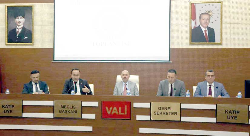 Serdengeçti, İl Genel Meclisi’nde
