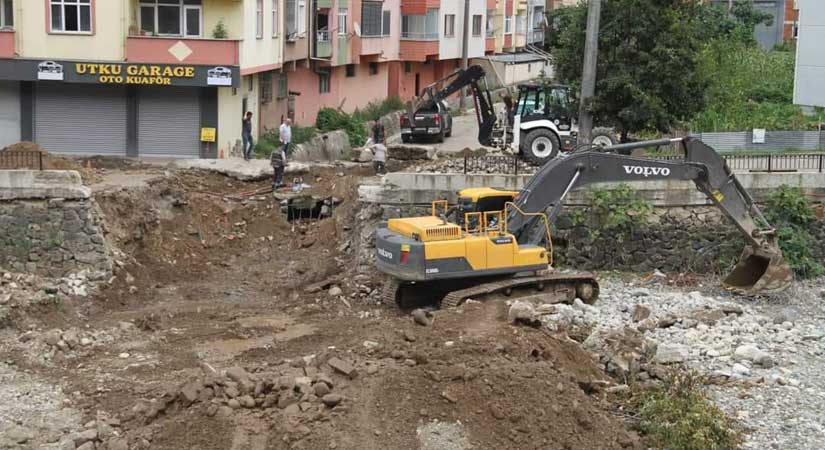 Yağlıdere’de altyapıya neşter vuruluyor!