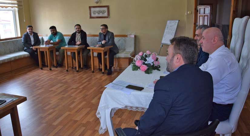 Koordinatörler ve manevi danışmanlar topluma vefa için bir araya geldi