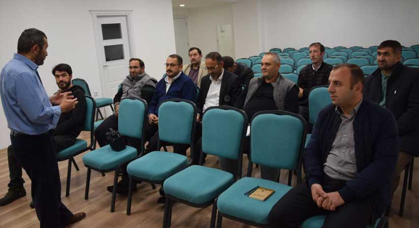 Din görevlilerine yönelik vaaz becerilerini geliştirme kursu 