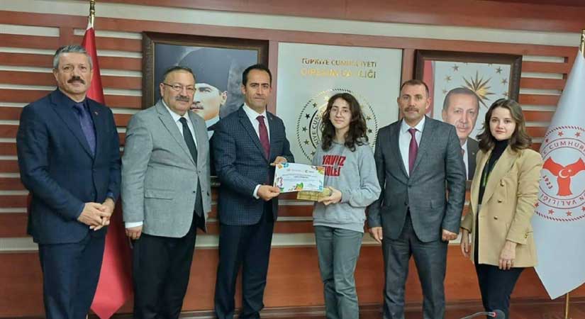 Dereceye giren öğrenciler ödüllendirildi