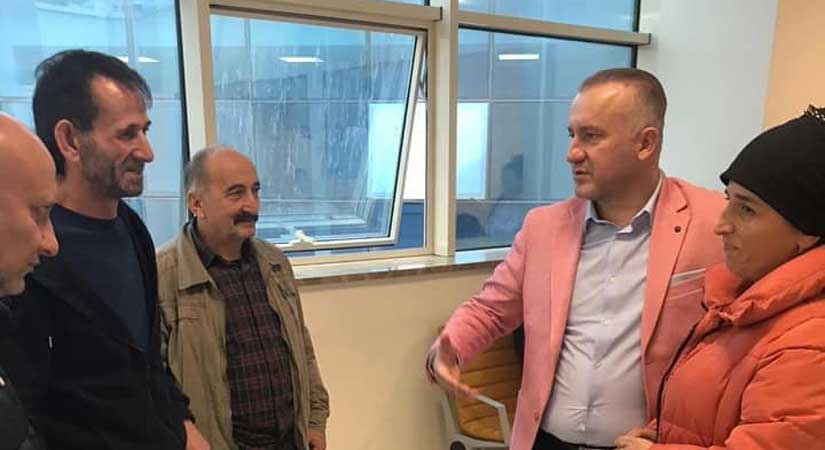 Başkan Emür, Karadayı ailesini yalnız bırakmadı