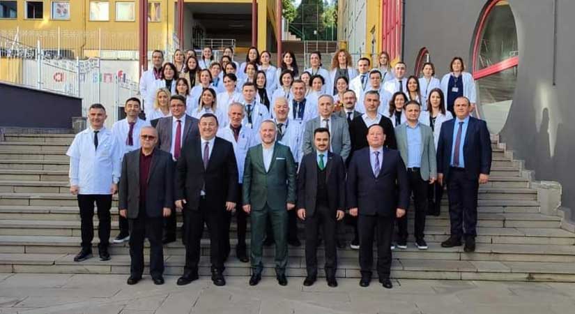 Başkan Emür Öğretmenler Günü ziyaretlerini sürdürüyor