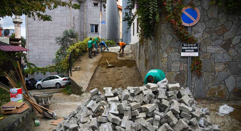 Kaldırımlar daha konforlu hale getiriliyor